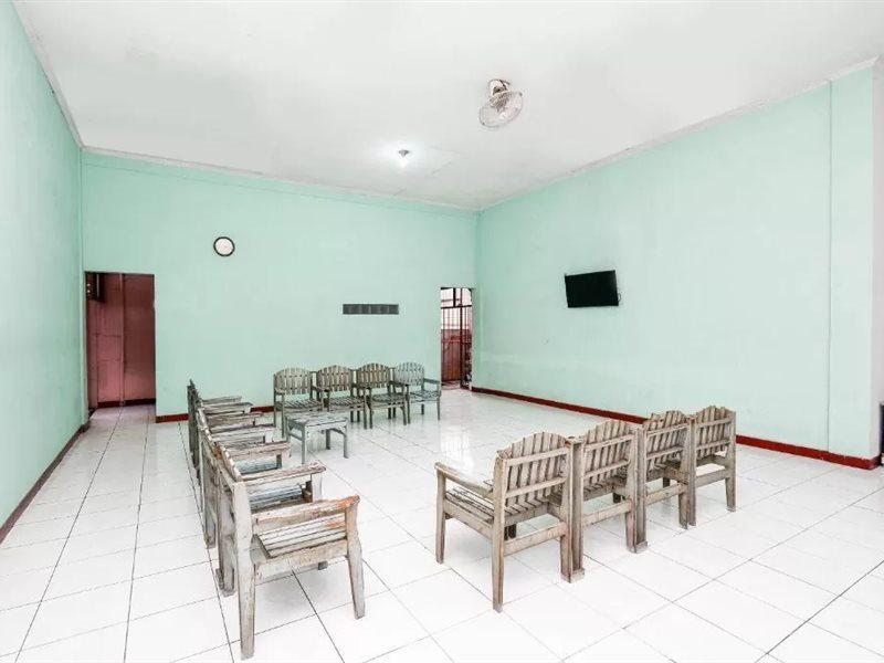 Spot On 2289 Hotel Saudara Tegal  Extérieur photo