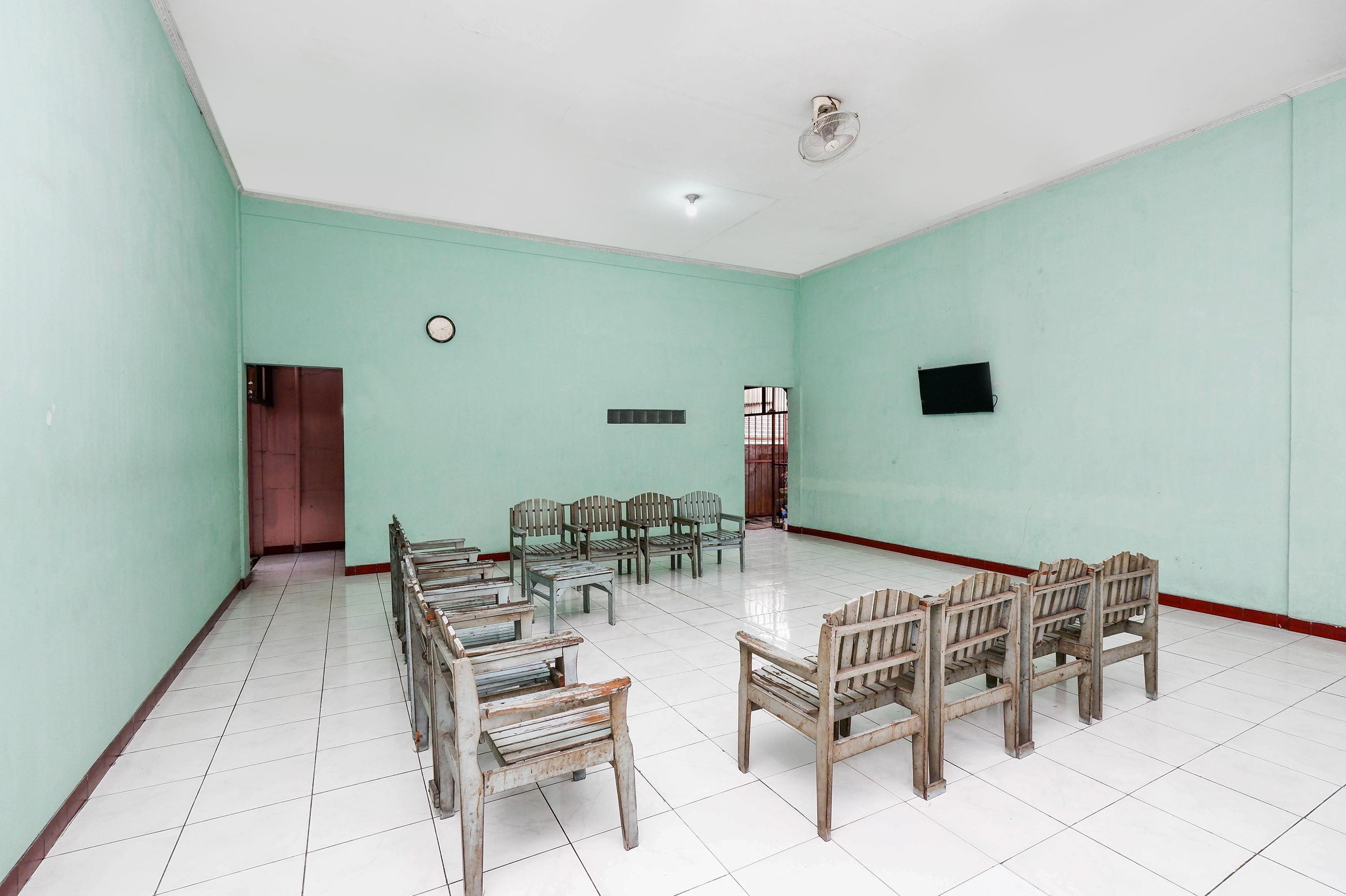 Spot On 2289 Hotel Saudara Tegal  Extérieur photo