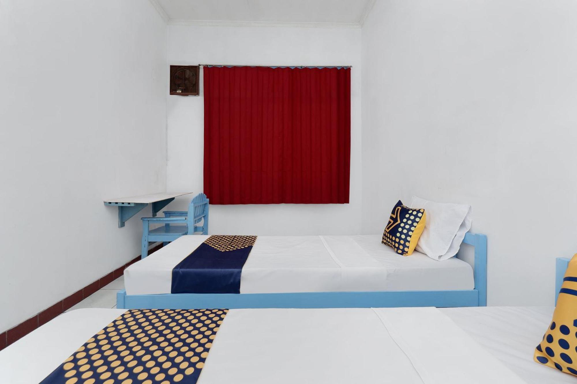 Spot On 2289 Hotel Saudara Tegal  Extérieur photo