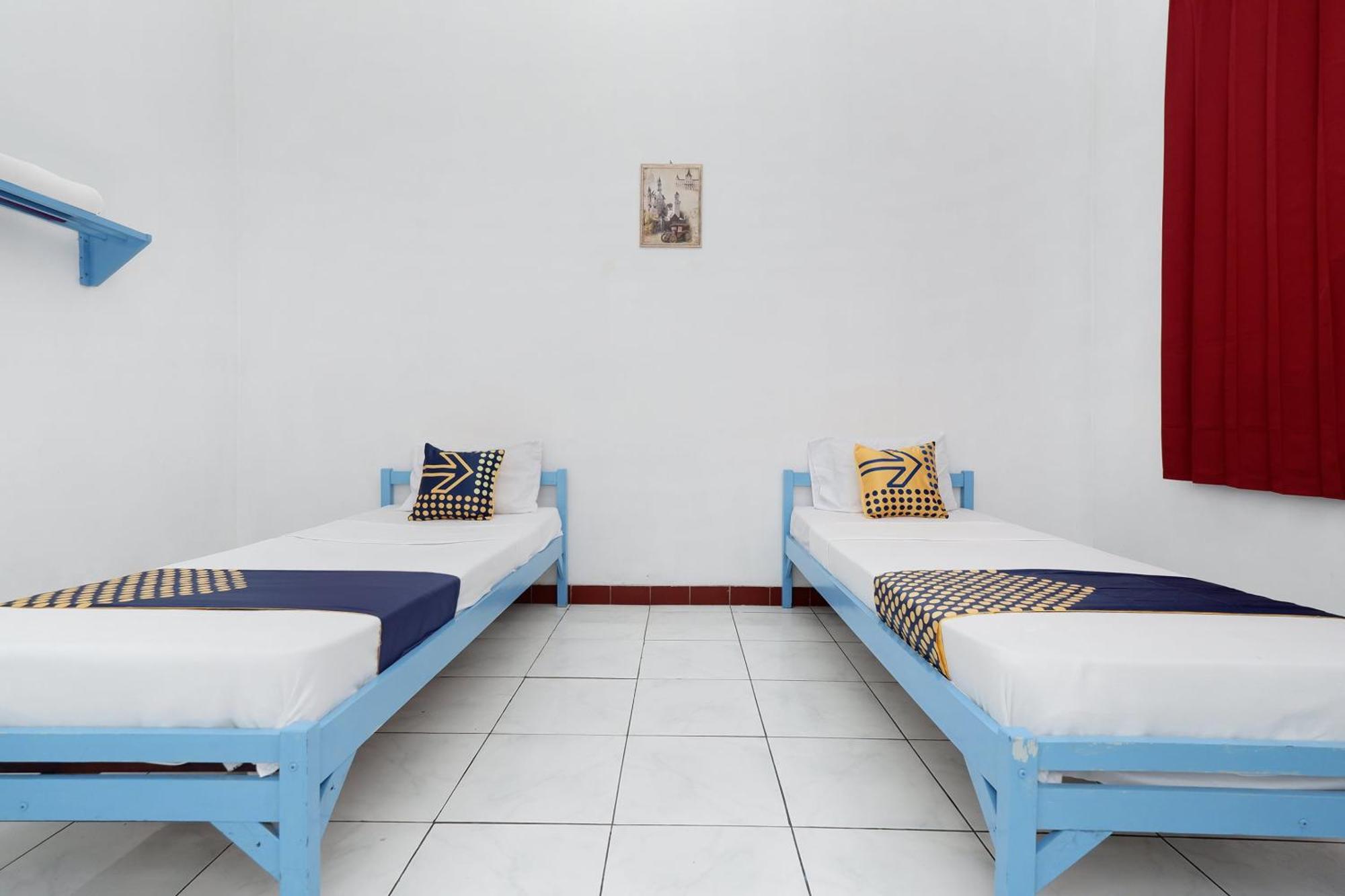 Spot On 2289 Hotel Saudara Tegal  Extérieur photo