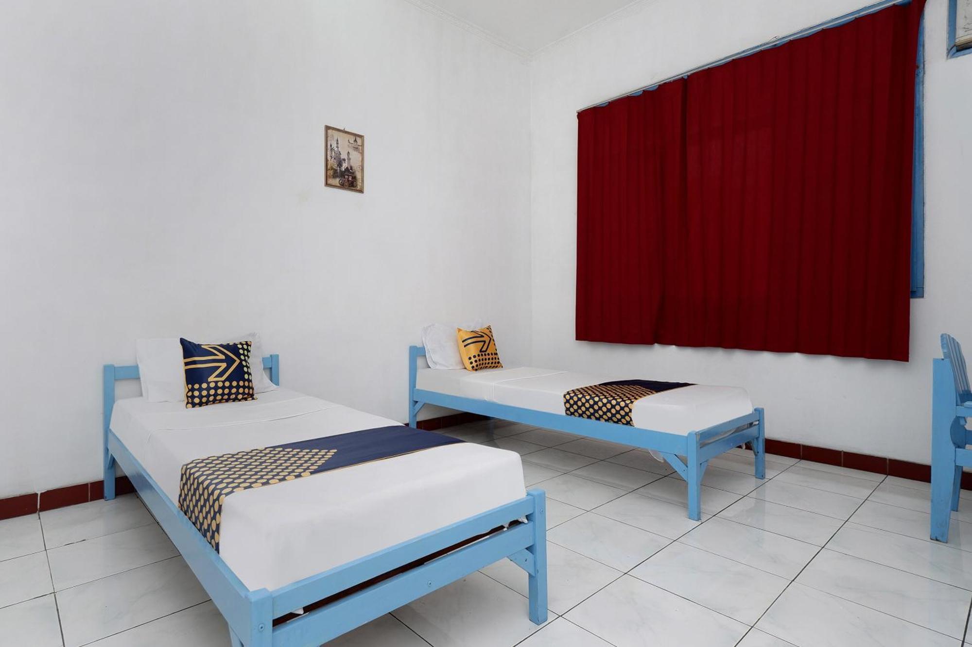 Spot On 2289 Hotel Saudara Tegal  Extérieur photo