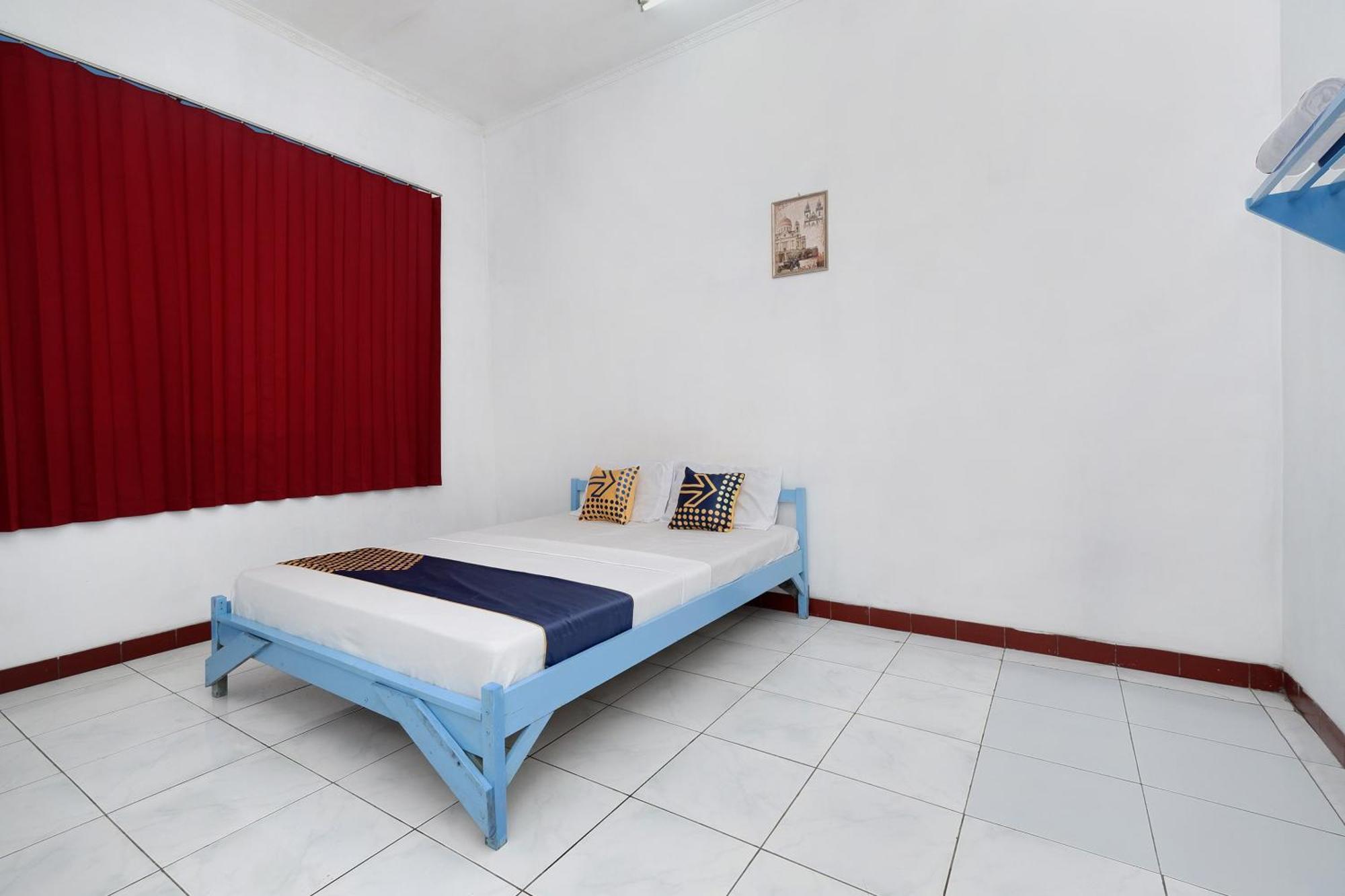 Spot On 2289 Hotel Saudara Tegal  Extérieur photo